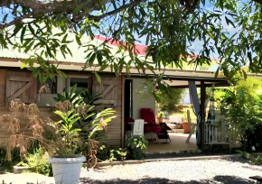 Studio charmant à Sainte-Anne avec piscine partagée - 60 m²